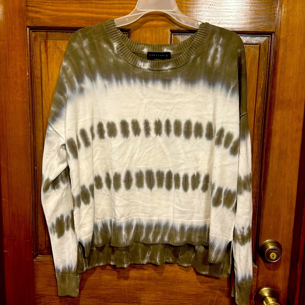 Sanctuary kinda tie dye sweater olive and cream
Size m
